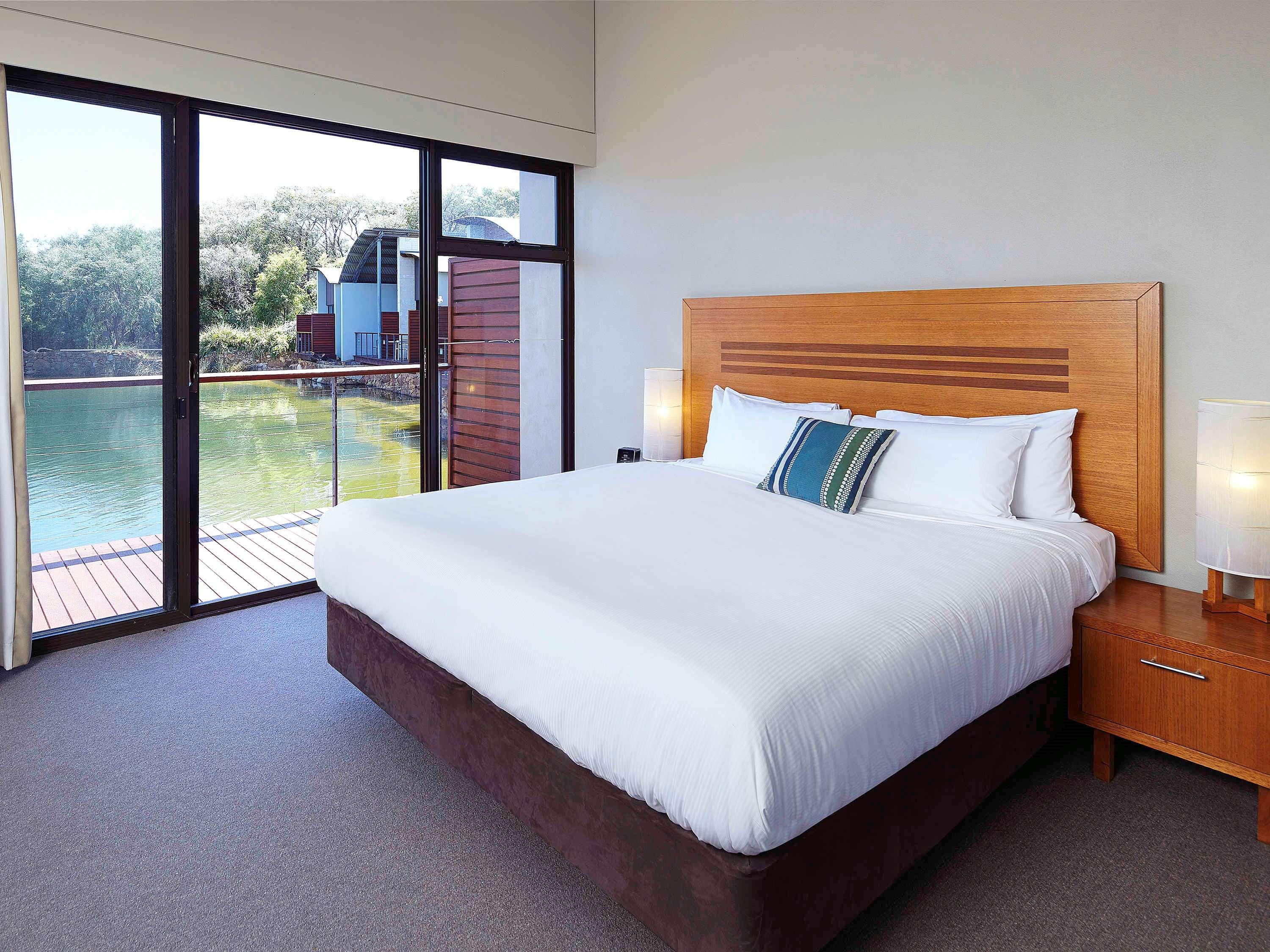 Pullman Bunker Bay Resort Margaret River Dunsborough Eksteriør billede A bedroom at the Peppers Springs Hotel