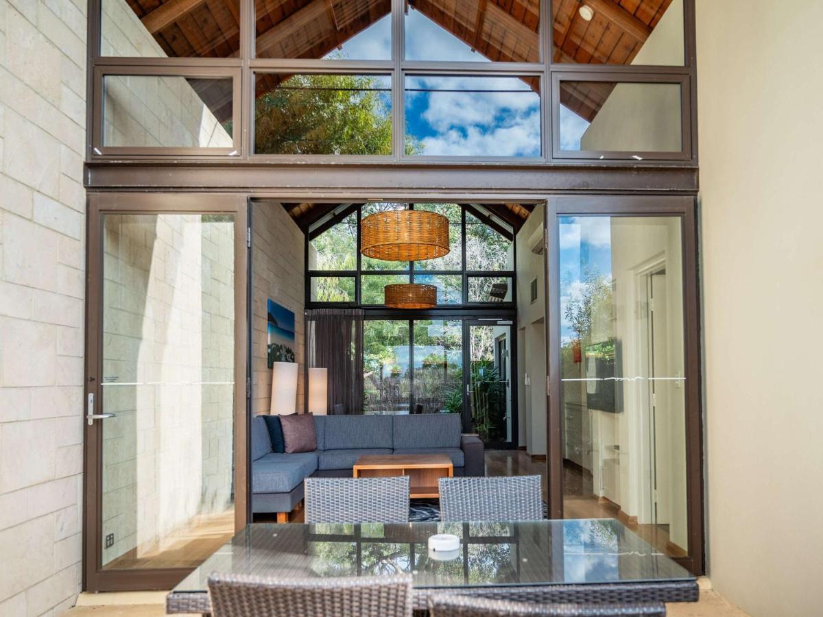Pullman Bunker Bay Resort Margaret River Dunsborough Eksteriør billede The interior of a home in the community