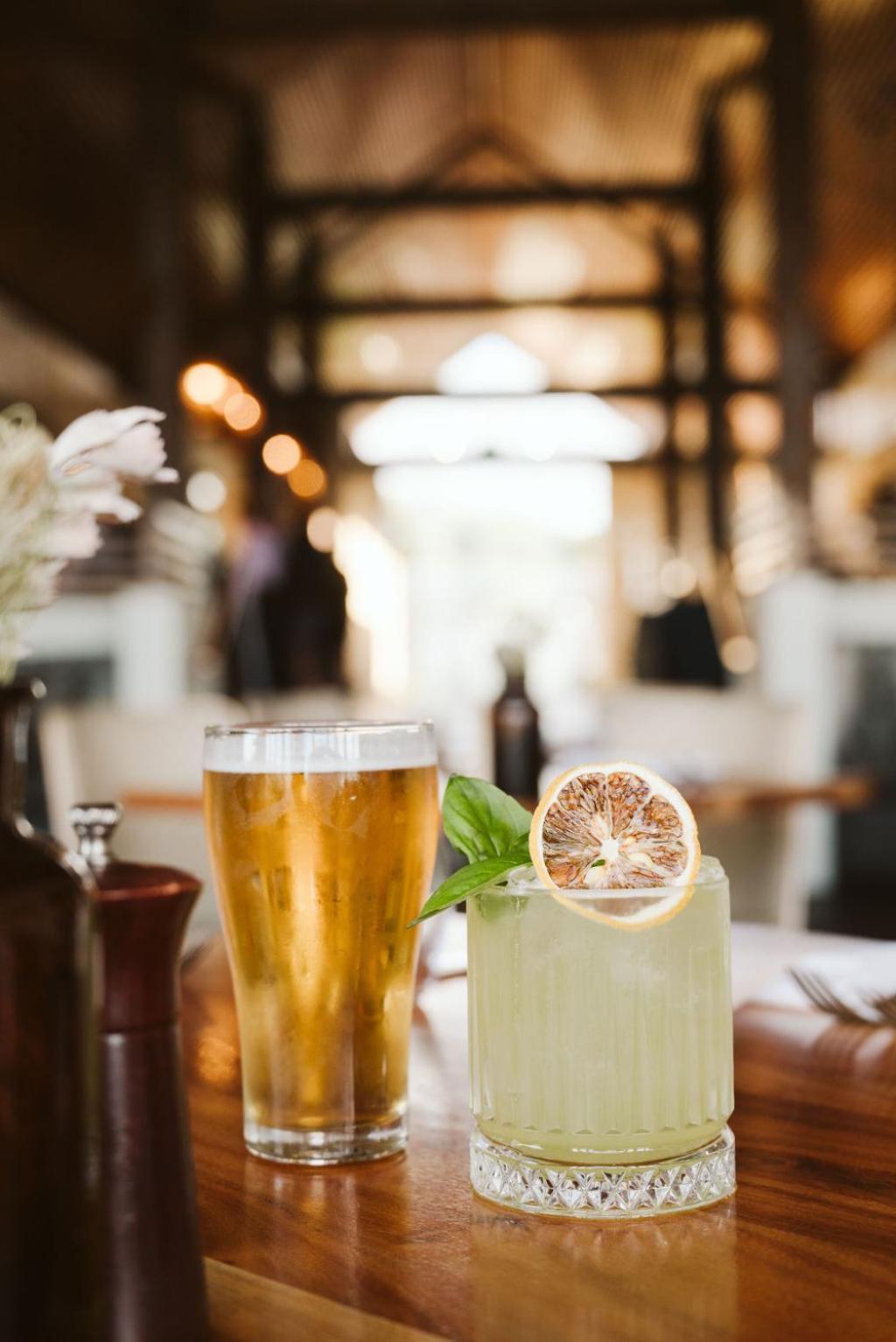Pullman Bunker Bay Resort Margaret River Dunsborough Eksteriør billede Beer and cocktail at the bar