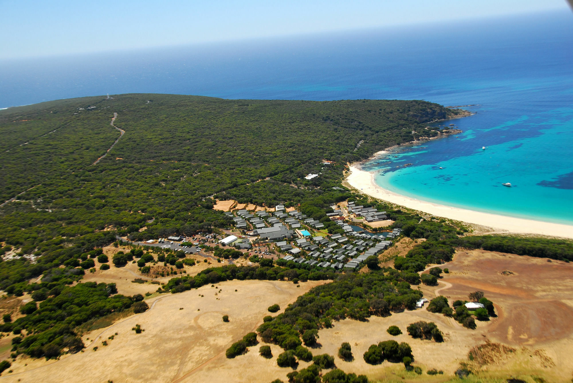 Pullman Bunker Bay Resort Margaret River Dunsborough Eksteriør billede Aerial view of the town